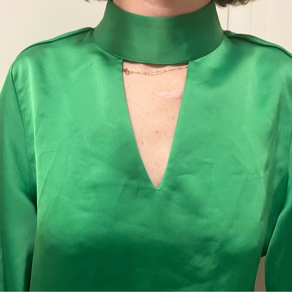 The Frankie Shop NYC green silk blouse - Picture 4 of 6